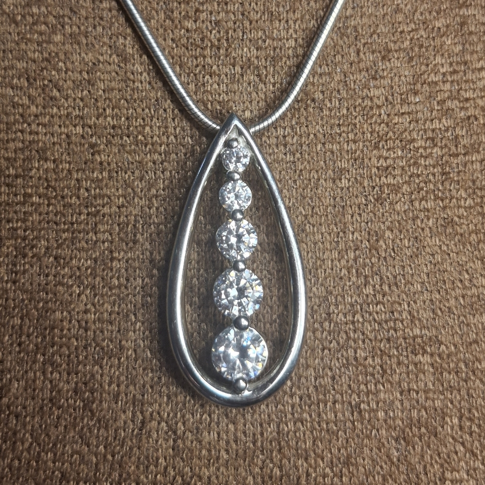 💎 Sterling Silver Teardrop Journey Necklace w CZ Diamonds on Round Snake Chain - Picture 3 of 16